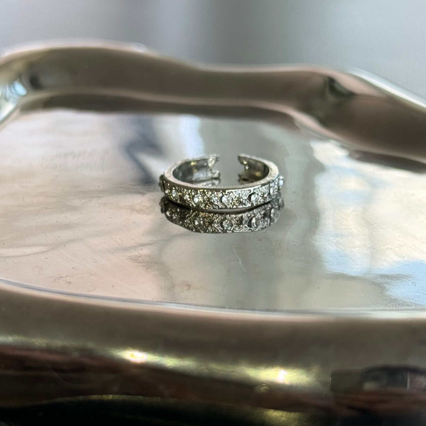 Vintage Thin Diamond Ring Silver