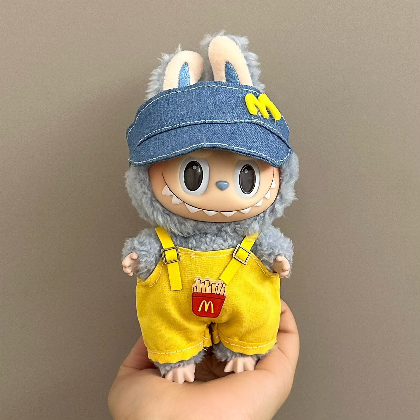 17cm Labubu cute clothes dress sets suits logo shirts pants shorts