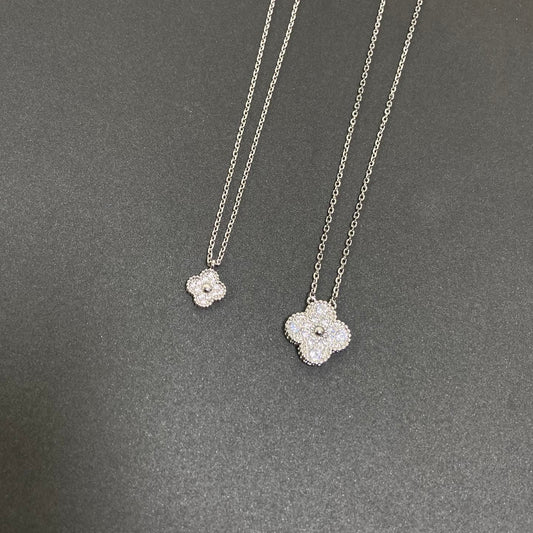 Silver full Diamond Necklaces Four Leaf Clover single elegant